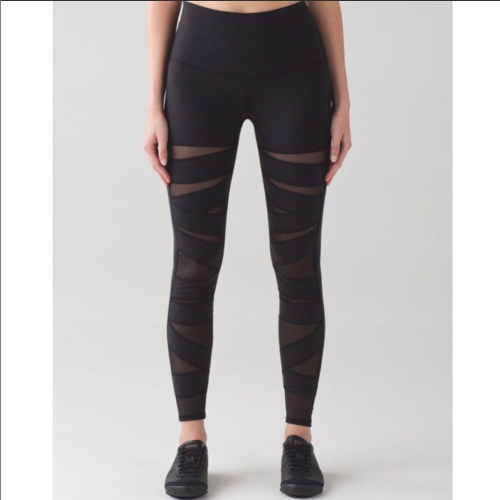 Army green lululemon workout leggings